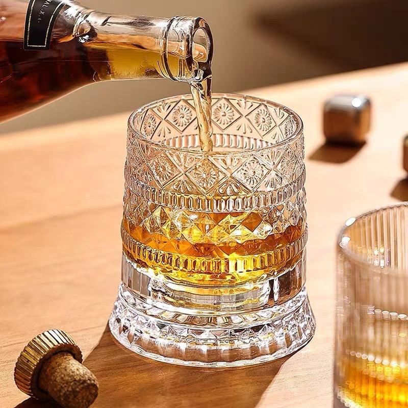 360 °   LED 조명이 있는 회전하는 위스키 잔, - Old Fashioned Glass 리뷰 및 가격